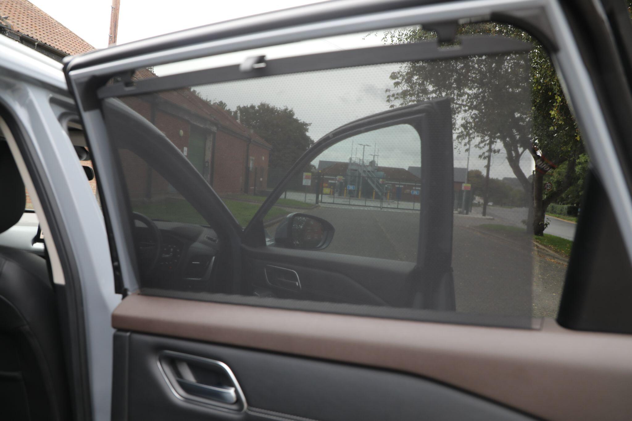 Large vehicle image